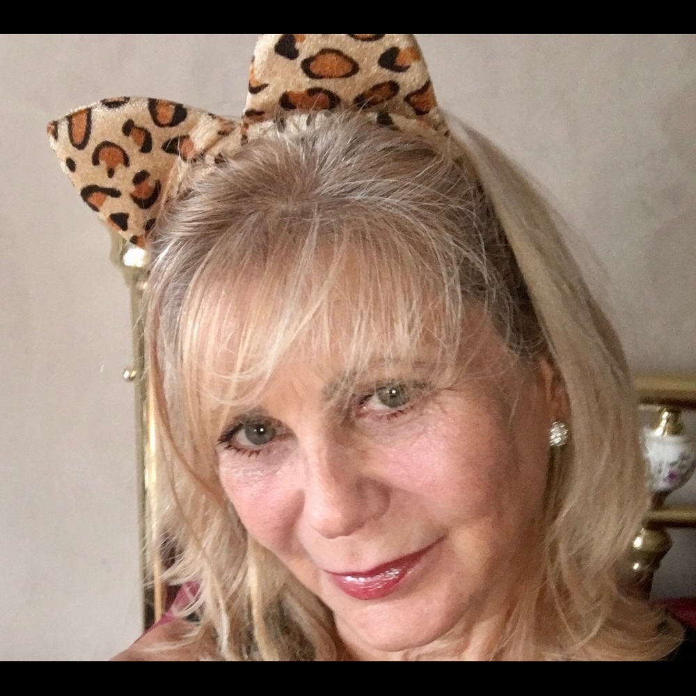 Meet your Posher, Rita